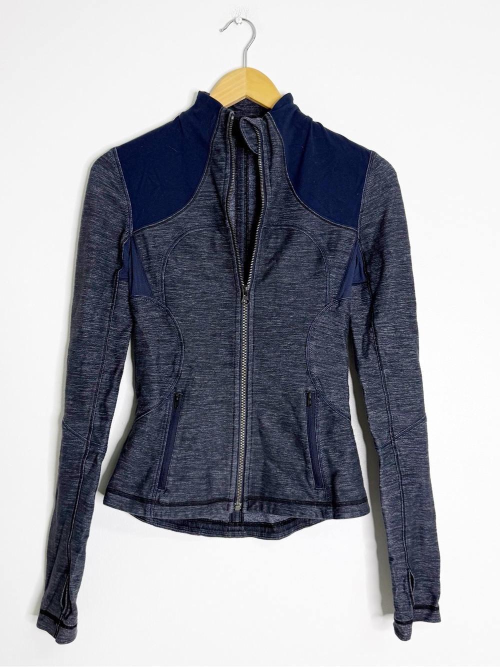 Lululemon Forme Jacket Size 4 Navy Blue Full Zip Thumbholes Athletic